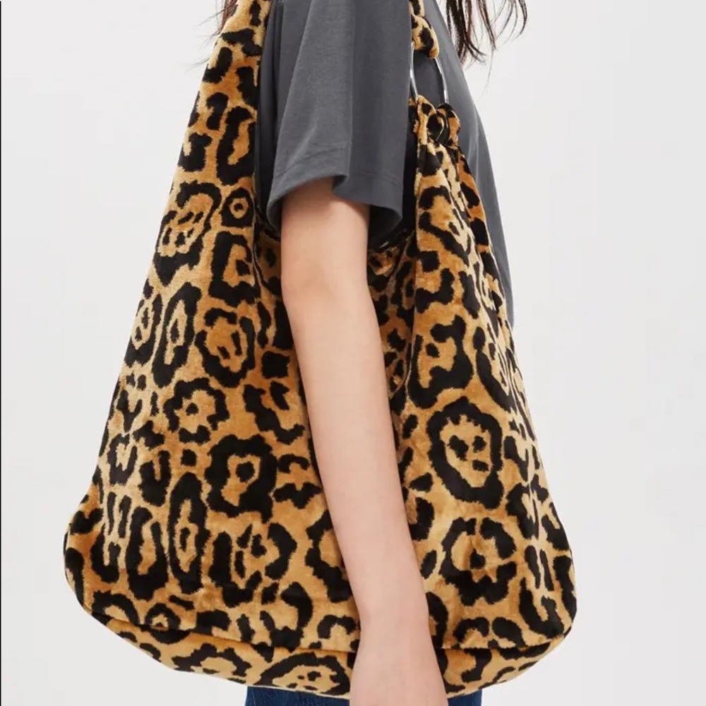 ISO- NOT FOR SALE- Topshop Kenya Carpet Tote Bag